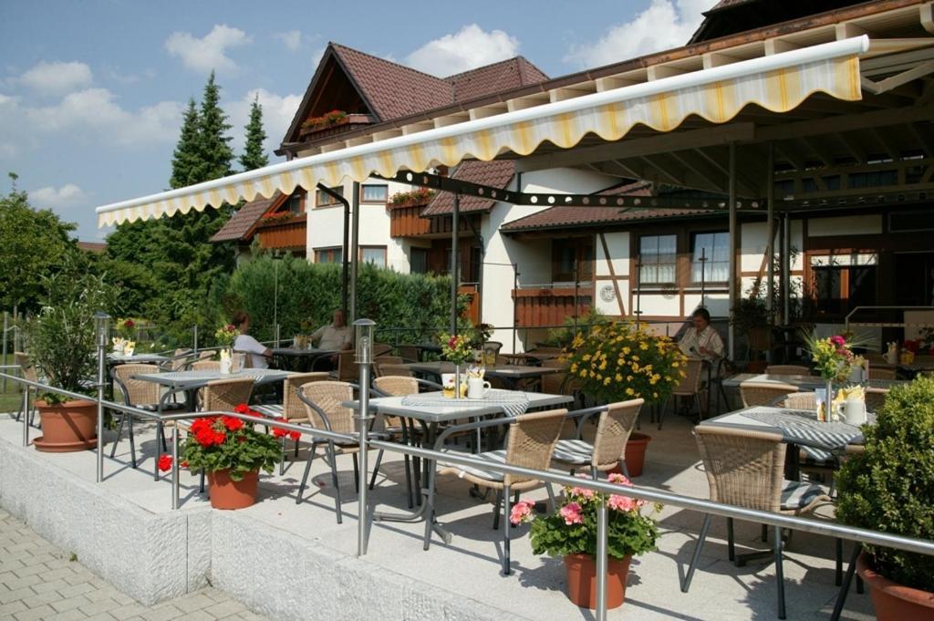 Landgasthof Loewen Neubulach 외부 사진